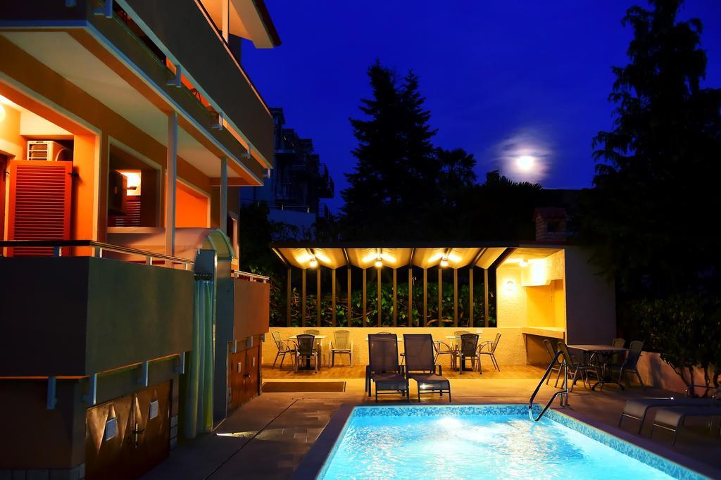 Apartments Zdjelar Poreč Exterior foto