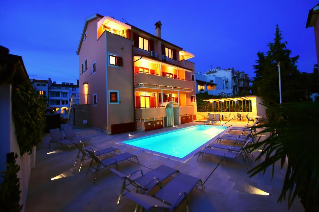 Apartments Zdjelar Poreč Exterior foto